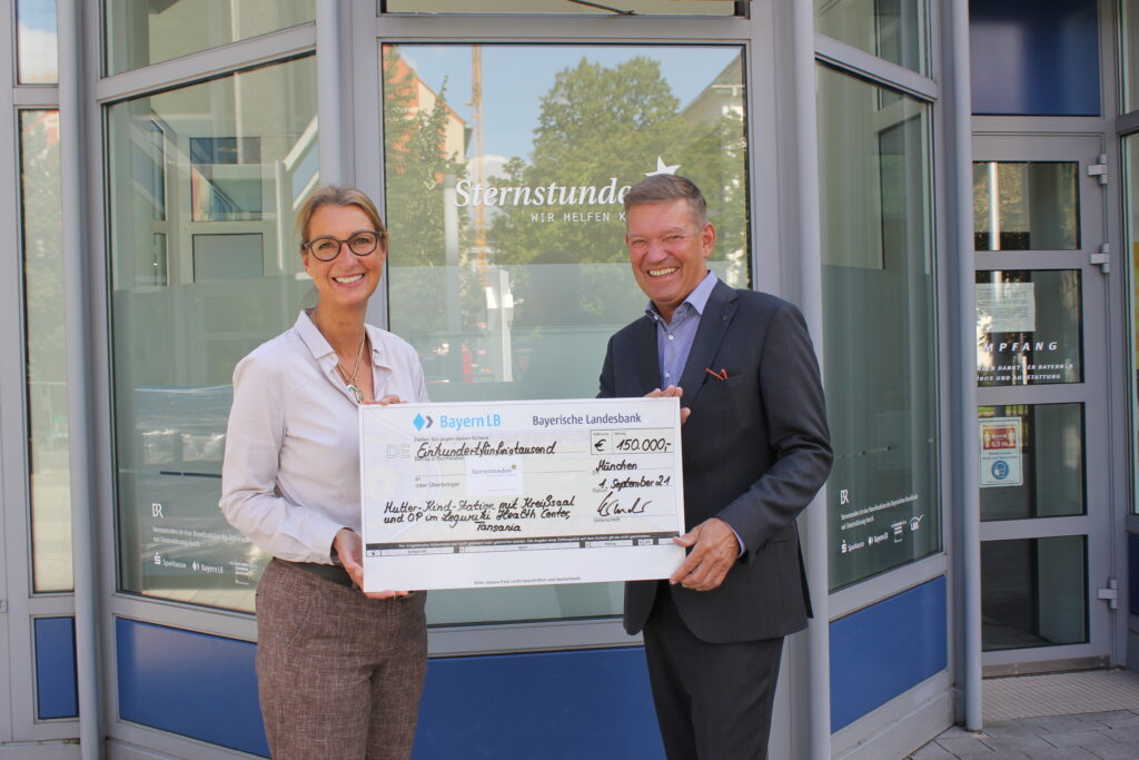 Sternstundenscheck Scheck 150.000 € von Sternstunden e.V.